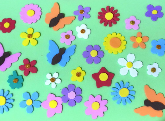 50 Apliques de Mini Borboletas e Mini Flores de Eva