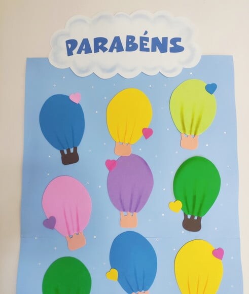 Balões Coloridos - Aniversariantes do Ano -grande em Eva