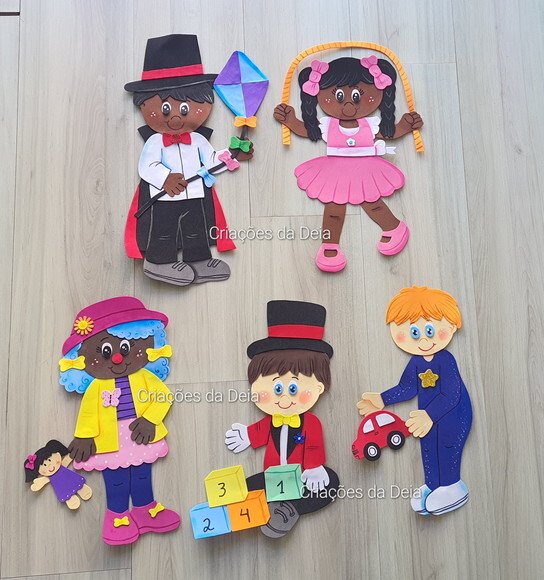 Circo 1 Unidade - Crianças com Fantasias de Circo 40 cm