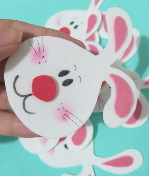 Coelhinho da Páscoa Cabecinha 9 cm Lembrancinha Eva