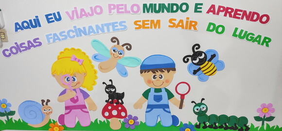 Crianças no Jardim para Painel de Eva Grande e Frase Complet