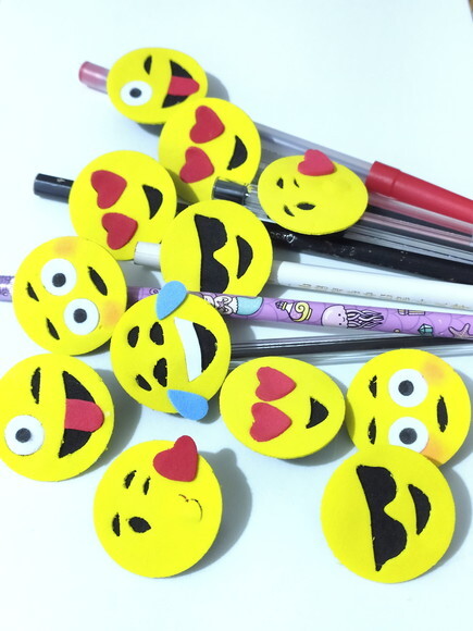 Emoji Ponteira de Lápis e Canetas - Lembrancinha