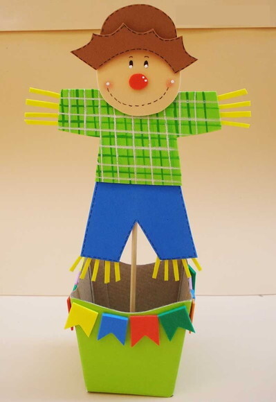 Espantalhos pequenos de festa junina - 2 modelos à escola.