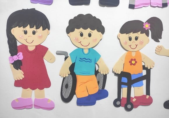 Kit com 8 Bonecos Especiais em Eva de 45 a 55 cm Cada