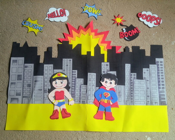 Kit Mulher Maravilha x Super Homem (eva) para Sala de Aula