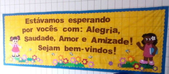 Kit para enfeitar painéis /mural de sala de aula - 2 Menina
