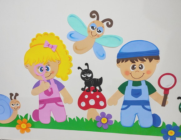 Mural de Crianças no Jardim com 14 Peças em Eva
