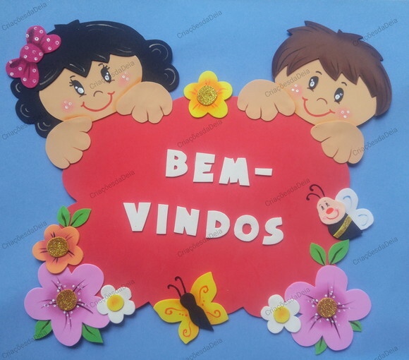 Placa de Bem Vindos para Sala de - Crianças Fundo Vermelho