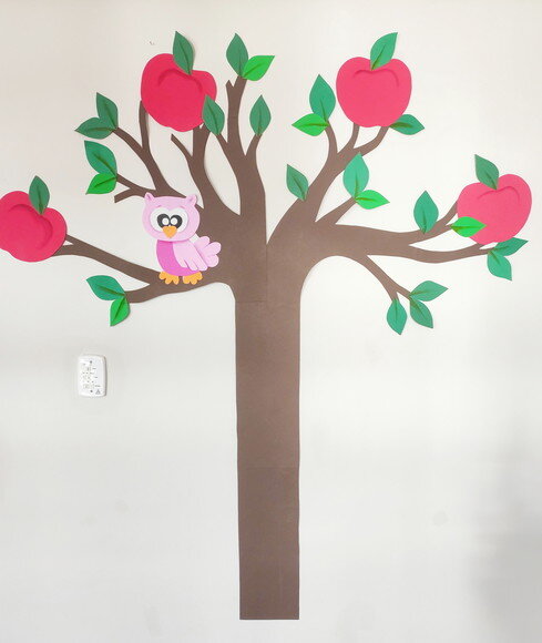 Árvore Grande de Eva para Mural Escolar - Kit Completo + Bri
