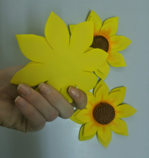 Girassol em Eva para Apliques (flores de 13 Cm)