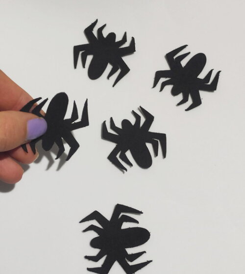 Kit 30 Aranhas de 5cm Cada em Eva