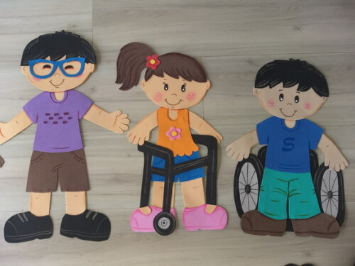 Kit com 6 Crianças Grandes de 45 a 55 cm para Mural