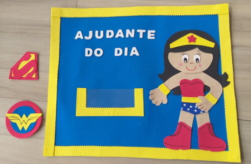 Kit Mulher Maravilha x Super Homem (eva) para Sala de Aula