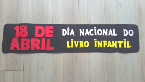 Letreiro Cartaz Dia do Livro em Eva Colorido 94 cm