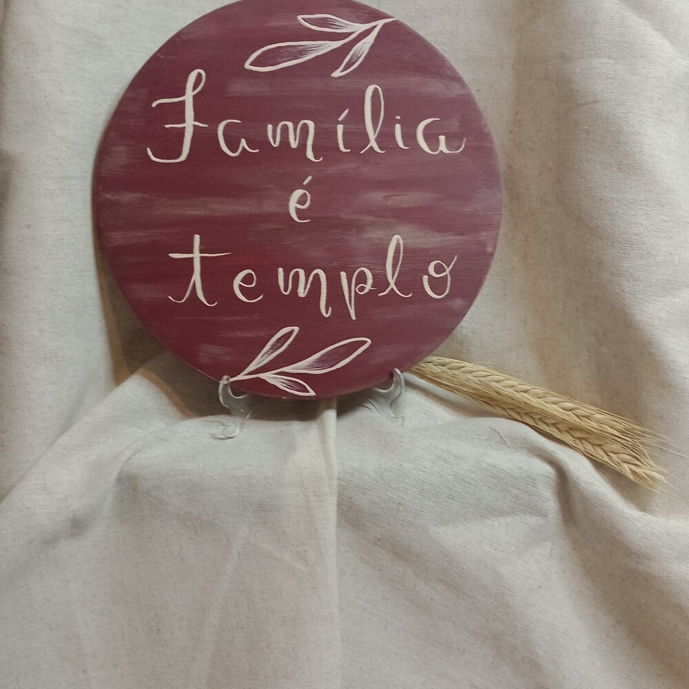 Placa Decorativa Família É Templo Madeira Pinus Pintado À Mão