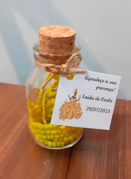 Saída de Santo Lembrancinha Guia de Oxum no Potinho