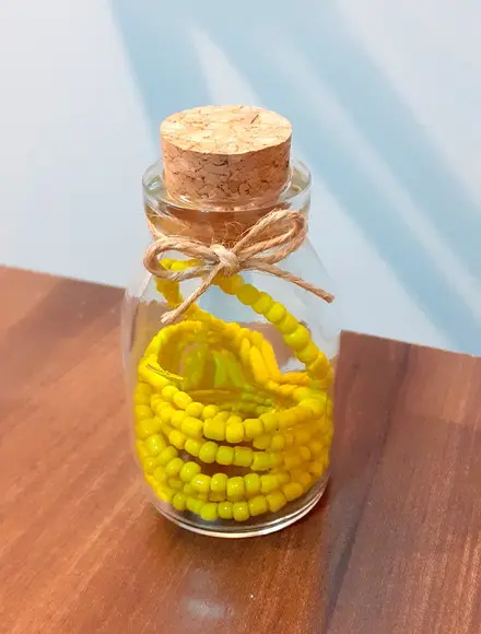 Saída de Santo Lembrancinha Guia de Oxum no Potinho