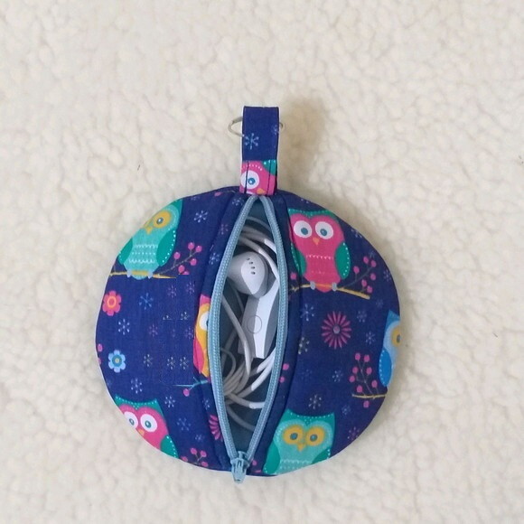 Porta Fone de Ouvido