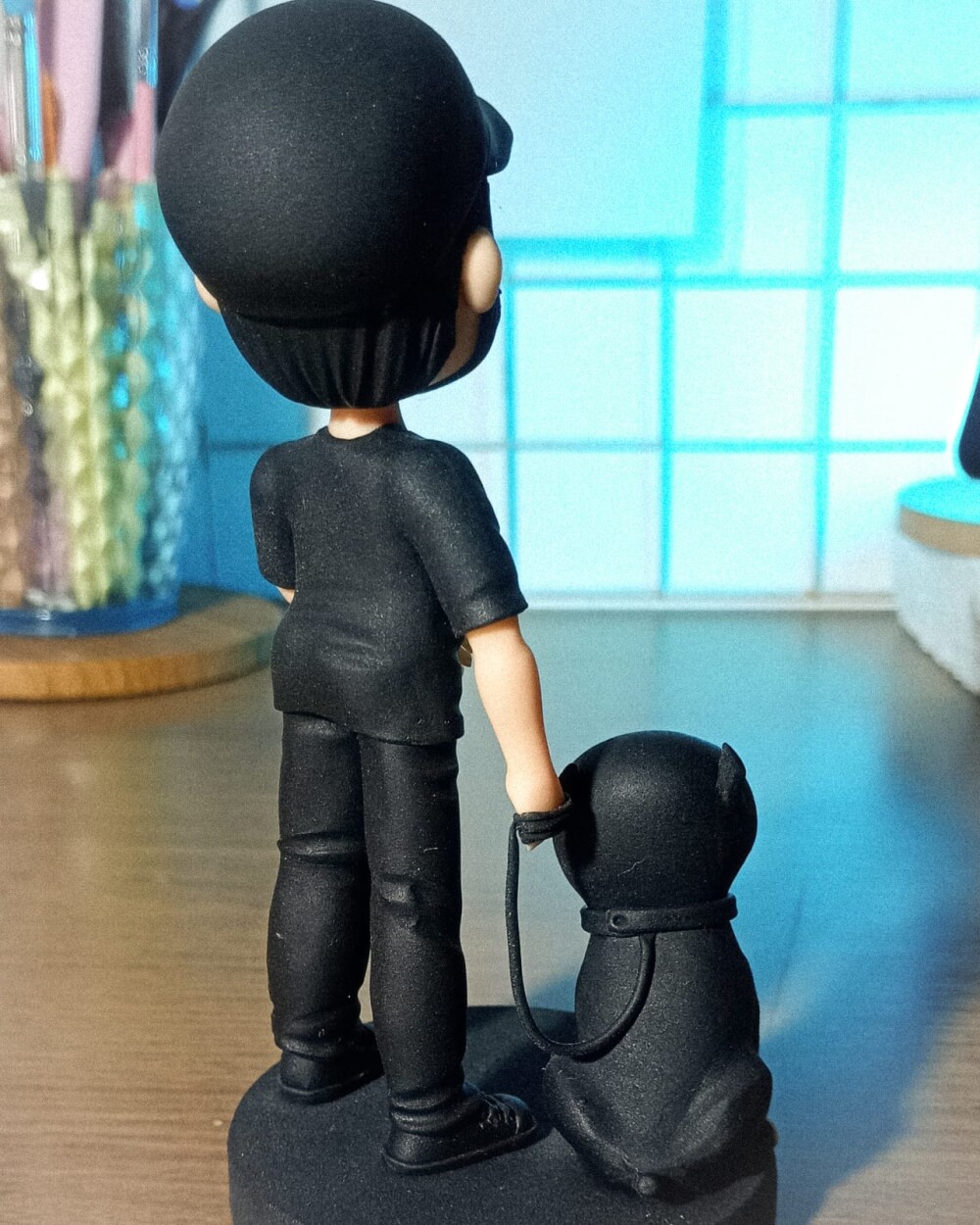 Miniatura Cartoon com Pet Personalizada em Biscuit
