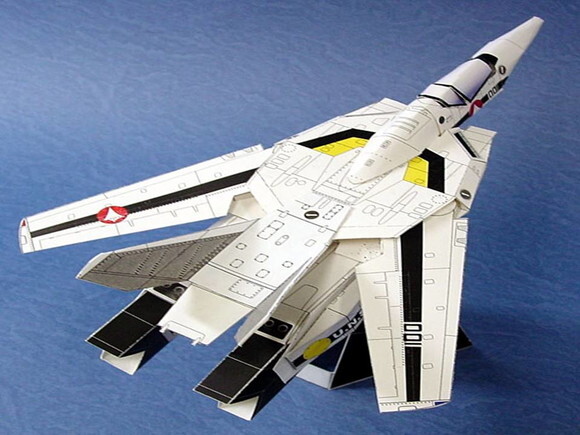 Arquivo de Corte : Nave Espacial Valkyrie em papel artesanal