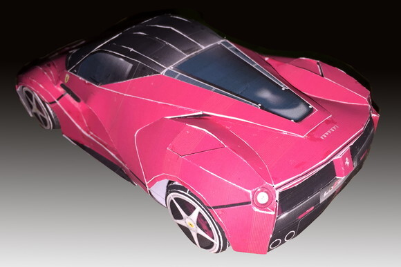 Miniatura de papel Ferrari LaFerrari / Papercraft Digital.