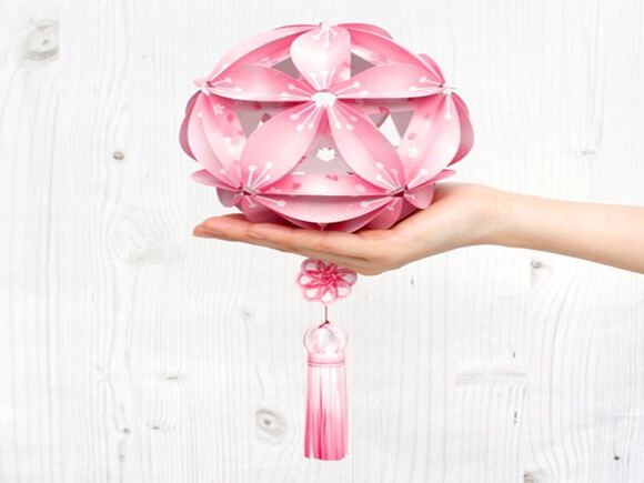Arquivo de Corte : Bola de flores (Kusudama) em papel.