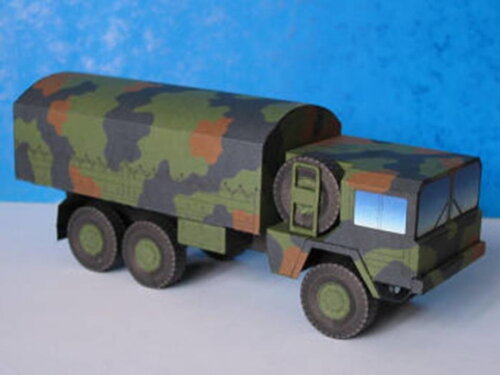 Caminhão militar de papel / Papercraft digital.