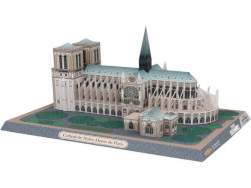 Catedral Notre Dame de Paris, França /Maquete 3D papercraft.