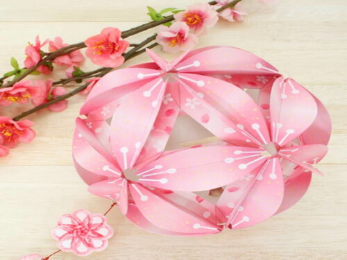 Arquivo de Corte : Bola de flores (Kusudama) em papel.