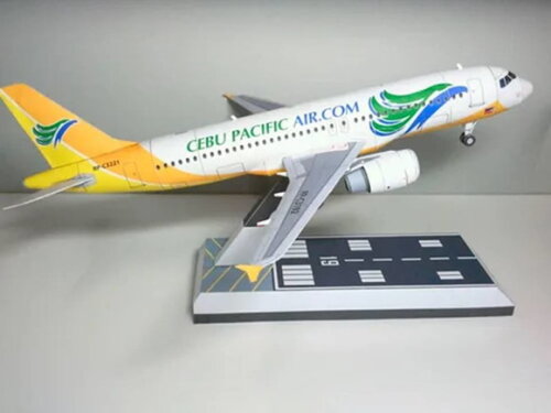 Arquivo em PDF : Avião Airbus A320 Cebu Pacific em papel.