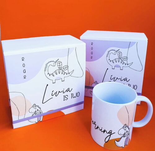 Caixa Cartonada + Caneca Personalizadas