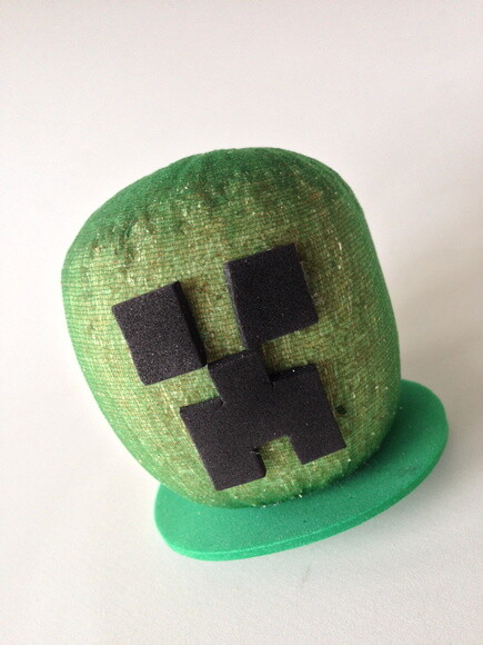 Minecraft Creeper Ecológico Cresce Graminha
