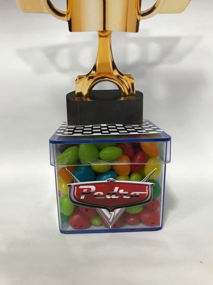 Aplique Troféu Piston Cup Carros 9cm