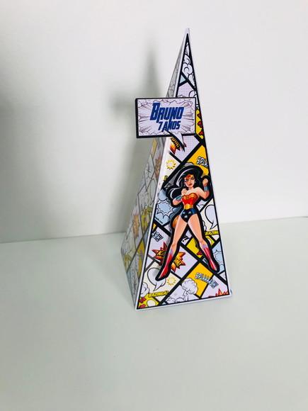 Cone Mulher Maravilha - G