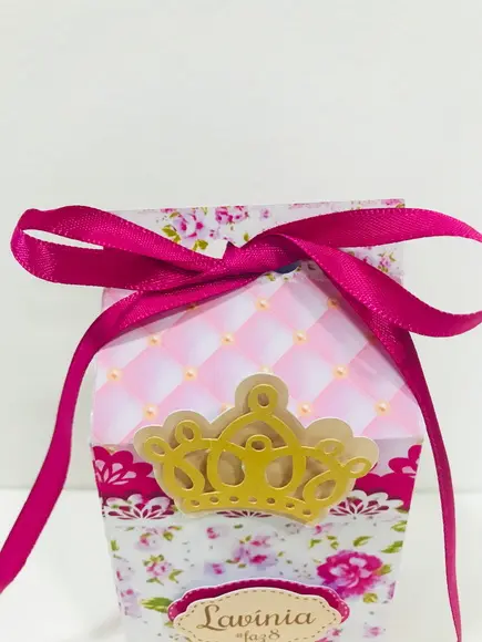 Caixa Milk Floral com Coroa