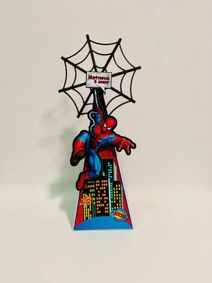 Caixa Triangular Homem Aranha 3d - 2 - G