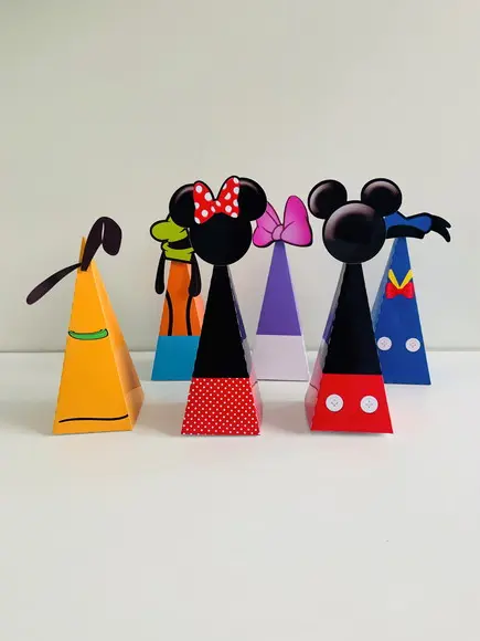 Caixa Triangular Turma do Mickey