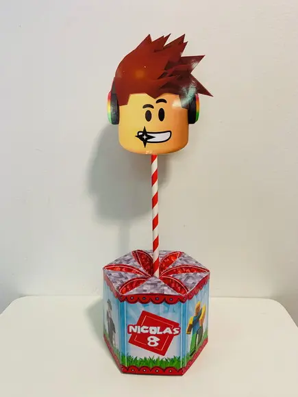 Enfeite de Mesa Roblox