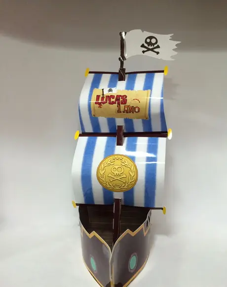 Navio Jake e os piratas