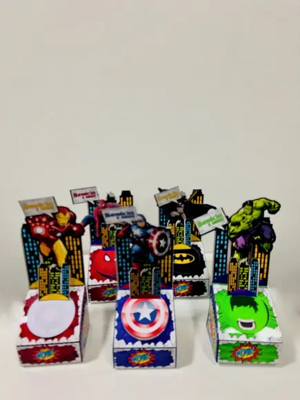 Porta Latinha Super Heróis