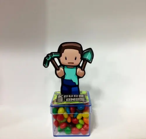 Aplique Minecraft 3D com nome - 9cm