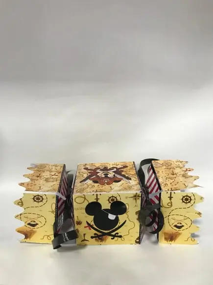 Caixa Bala Mickey Pirata