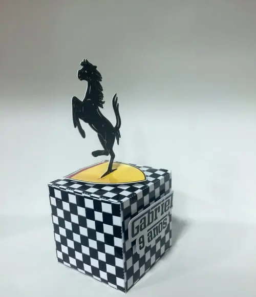 Caixa Ferrari