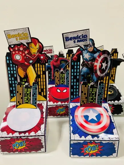 Porta Latinha Super Heróis