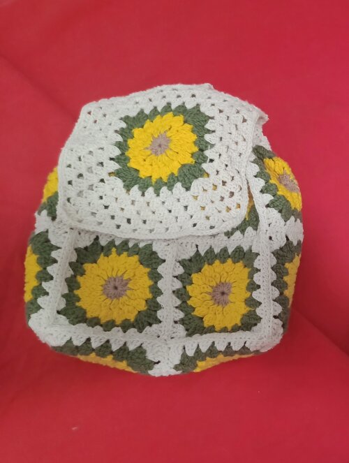Mochila de Crochê com Estampa de Girassol