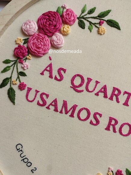 Enfeite Bordado a Mão Personalizado