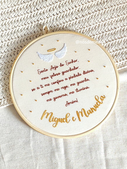 Quadro Enfeite Santo Anjo Bordado a Mão c Nome Personalizado