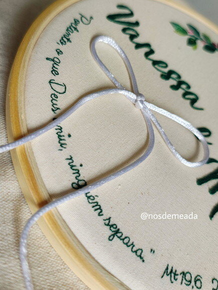 Porta Alianças Bordado a Mão Personalizado
