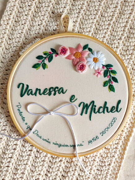 Porta Alianças Bordado a Mão Personalizado