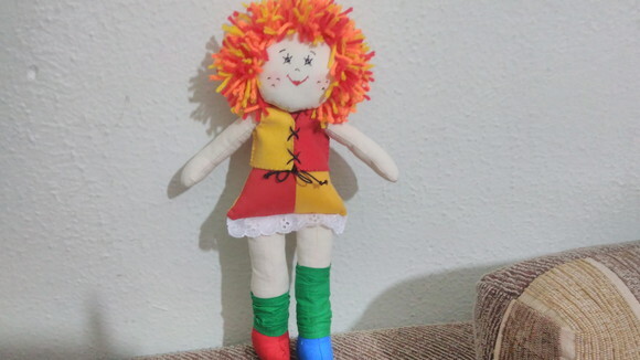 Boneca Emília